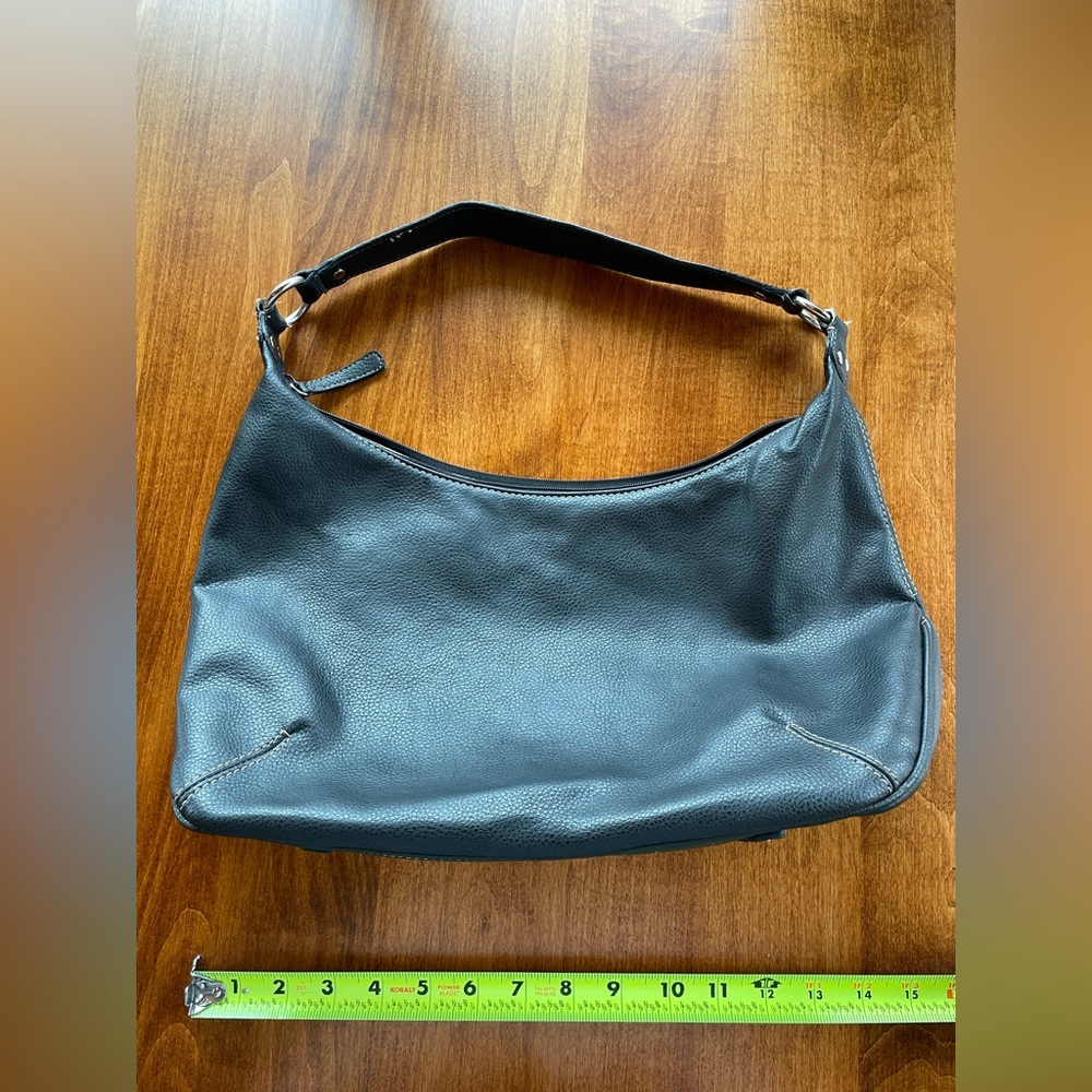 Soft Pebble Black Nine West Purse!